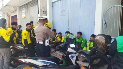 Kanit Kamsel Polres Kediri Kota IPTU Mujani, SH Ajak Ojek Pangkalan dan Online Jaga Ketertiban di Jalan Stasiun