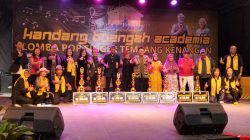 Gemuruh Tembang Kenangan! Lansia 60+ Unjuk Kualitas Vokal di Grand Final Pop Singer Kediri