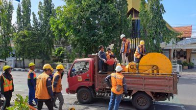 PLN UP3 Kediri Lakukan Penggantian Konduktor SUTM 20 kV, Sejumlah Wilayah Kota Kediri Alami Pemadaman Terjadwal