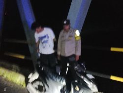 Geger, Sepeda Motor Terparkir di Jembatan Bengawan Solo Lamongan, Pengendaranya Tak Diketahui Keberadaannya
