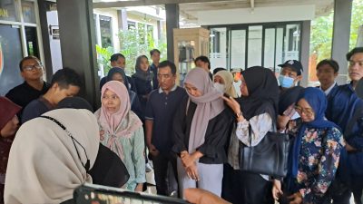 Mediasi Buntu, Puluhan Ibu Rumah Tangga di Lamongan Laporkan Koperasi KJBKN atas Dugaan Penipuan Rp5 Miliar