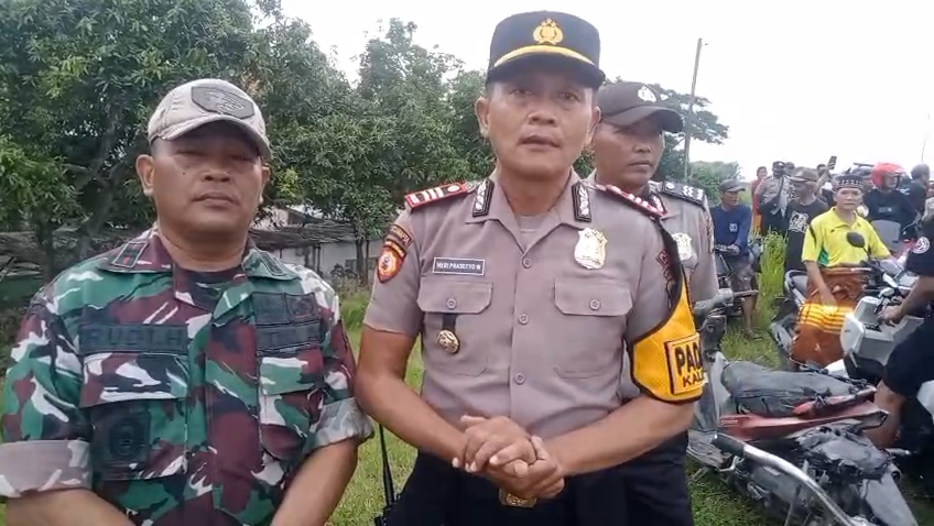 Mayat Pria Mengapung di Bengawan Solo Kalitengah, Diduga Pemilik Motor Misterius di Jembatan Karanggeneng