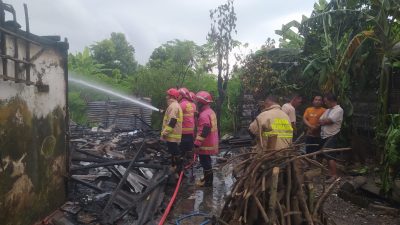 Bakar Sampah, Dapur Rumah Warga Tulungagung Hangus Terbakar, Kerugian Capai Rp30 Juta