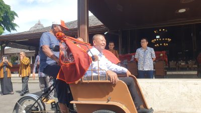 200 Tukang Becak Tulungagung Terima Becak Listrik Bantuan Presiden, Dilarang Dijual atau Disewakan