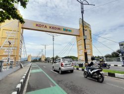 Jembatan Brawijaya Kediri dengan Tampilan Barunya Memukau Warga