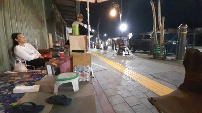 Uji Coba Larangan Parkir Jalan Stasiun Dievaluasi, PKL Keluhkan Omzet Anjlok Hingga 50 Persen