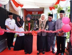 Luncurkan Program ZMart Baznas, Wali Kota Kediri Salurkan Modal Usaha Rp480 Juta