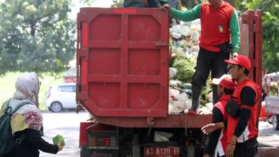 Libur Nataru, Timbulan Sampah di Kawasan SLG Tembus 2,5 Ton per Hari