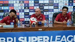 Pelatih Persib Soroti Kepemimpinan Wasit Usai Ditahan Imbang Persik Kediri