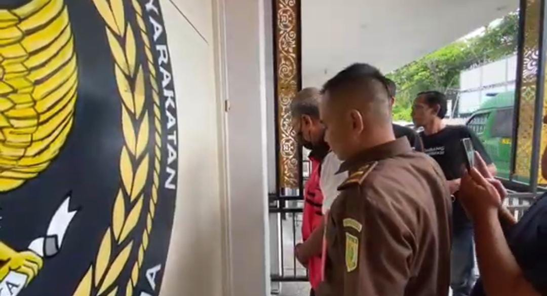Usai Ditangkap di Karawang, DPO Korupsi Dana Hibah PSSI Jombang Dijebloskan ke Lapas Jombang