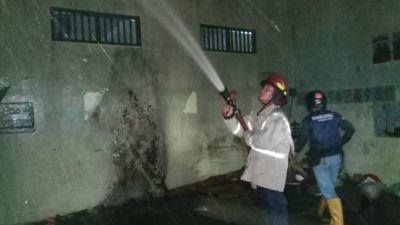 Diduga Dipicu Puntung Rokok, Gudang SD di Cukir Jombang Dilalap Api