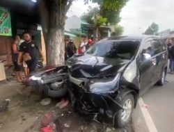 Avanza di Jombang Tabrak Enam Sepeda Motor, Satu Pengendara Meninggal Dunia