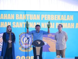 Dampingi Menteri Transmigrasi, Kades Jambu Kenalkan Alpukat Kelud dan Tabulampot Desa Wisata Jambu Kediri