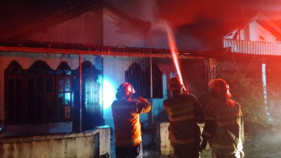 Ditinggal Ronda Malam, Rumah Warga Patianrowo Hangus Terbakar