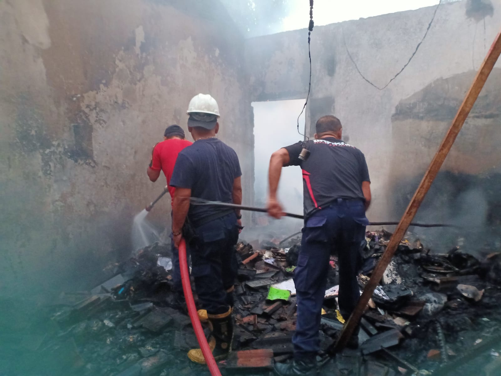 Lupa Matikan Tungku, Rumah Warga Brotonegaran Ponorogo Ludes Terbakar, Kerugian Capai Puluhan Juta Rupiah