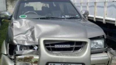 Tak Jaga Jarak Aman, Mobil Panther Tabrak Sepeda Motor di Payaman Nganjuk, Dua Perempuan Alami Luka