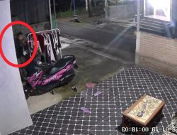 Tak Biasa, Pemuda Terekam CCTV Curi Pakaian Dalam Wanita di Ponorogo