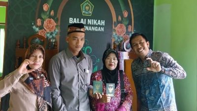 Terpaut Usia 30 Tahun, Pemuda 28 Tahun di Ponorogo Resmi Menikahi Janda 58 Tahun