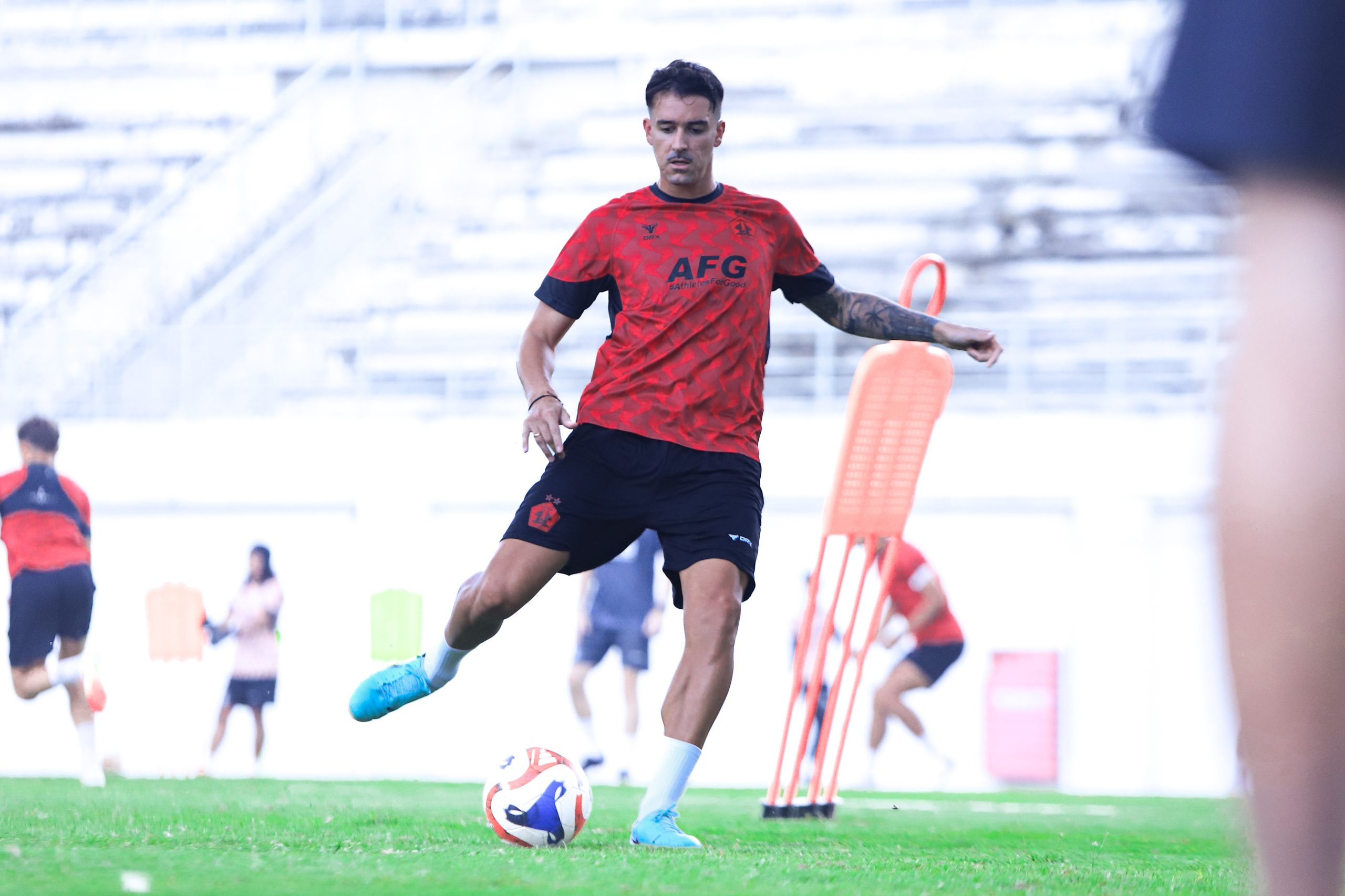 Persik Kediri Datangkan Bek Spanyol, Chechu Antusias Perkuat Macan Putih