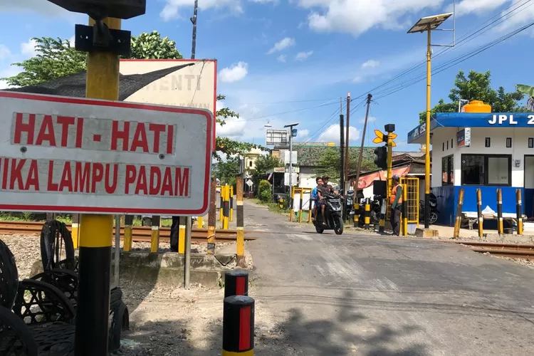 Sebanyak 11 JPL di Tulungagung Beroperasi Penuh, Petugas Direkrut Lewat Outsourcing dengan Gaji UMK
