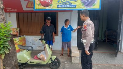 Saling Mendahului, Pesepeda Listrik Perempuan Terlibat Kecelakaan dengan Mobil di Tulungagung, Korban Meninggal Dunia
