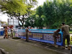 Satpol PP Kabupaten Kediri Menata PKL di Kawasan SLG, Jam Jual Diperpanjang hingga Tengah Malam