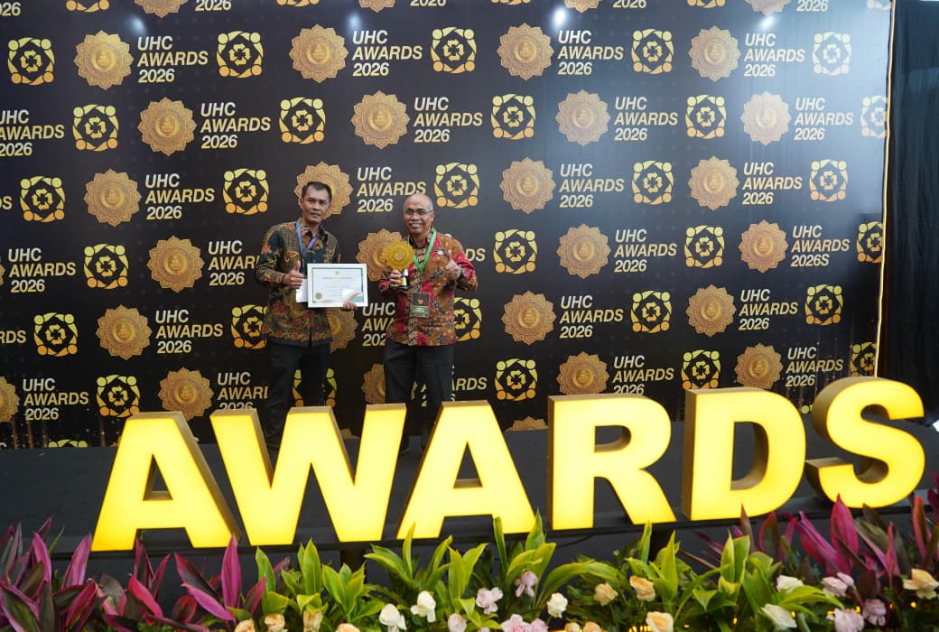 Pemkab Kediri Dapat Penghargaan dari Menko PM atas Capaian UHC