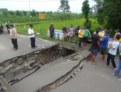 DPUPR  Kabupaten Blitar Targetkan Jembatan Banggle Rampung dan Fungsional Saat Lebaran
