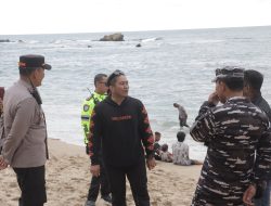 Jamin Keamanan Wisatawan, Kapolres Blitar Lakukan Patroli di Jalur Lintas Selatan