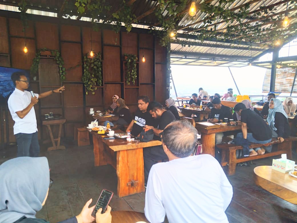 PROTEG Arahkan Guru Honorer Jatim Bertransformasi dari Rentan Ekonomi Menjadi Wirausaha Mandiri