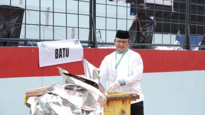 Usai Mujahadah Kubro, Insan Pendidikan Malang Raya Gelar Kurve Bersih Stadion Gajayana