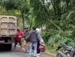 Sopir Dump Truk Serang Pemotor dengan Palu di Pujon, Korban Terluka di Kepala