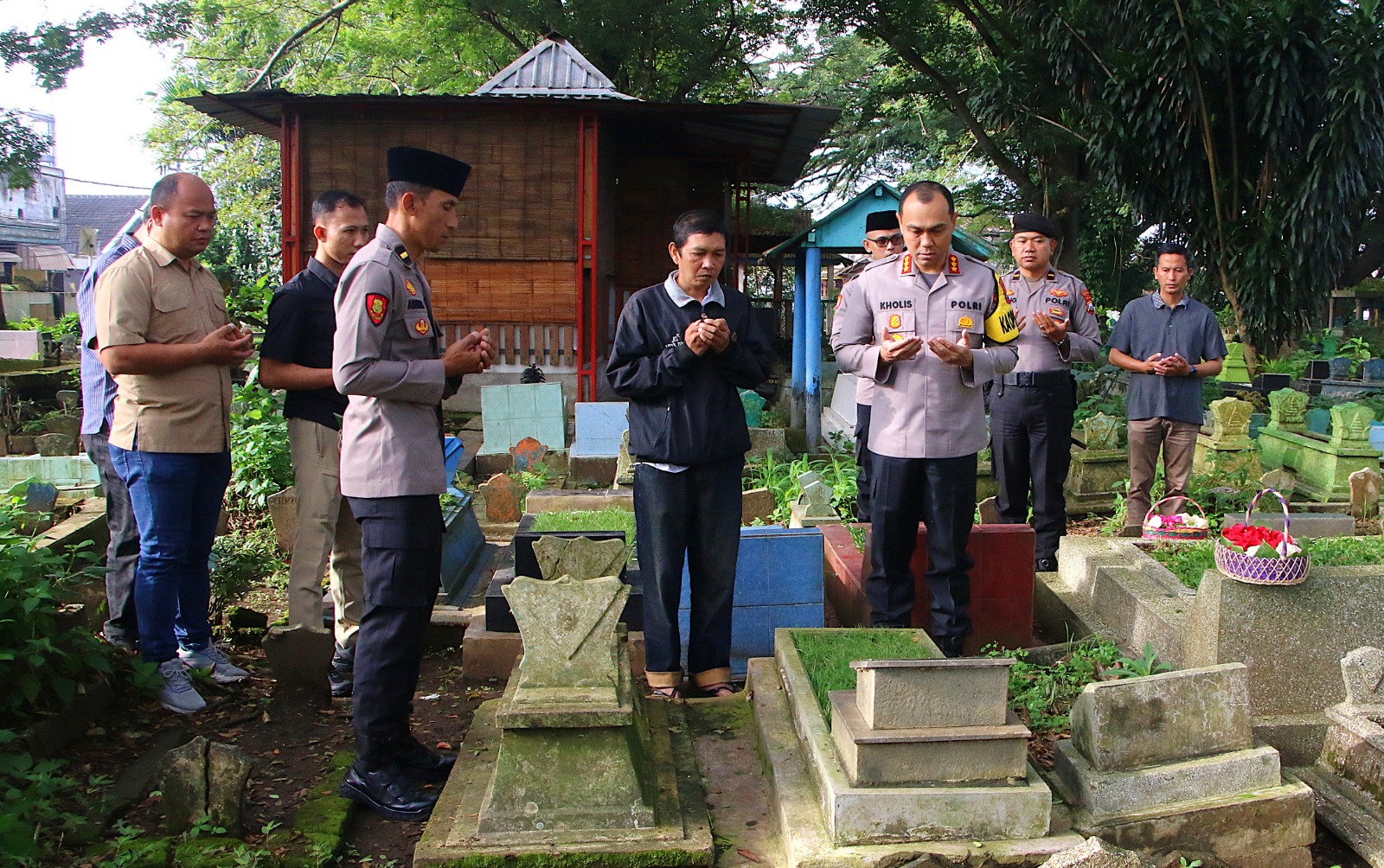 Jelang Ramadan 1447 H, Kapolresta Malang Kota Ajak Nyadran ke 31 Makam Korban Kanjuruhan