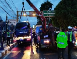Satu Korban Tewas, Pengemudi Ojol Asal Tlekung Meninggal dalam Kecelakaan Rem Blong di Jalan Pattimura