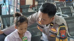 Ditinggal Sejenak Ambil Pakaian, Bocah di Lamongan Keluar dari Kos dan Ditemukan Polisi