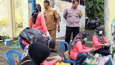 Mahasiswa KKN UNP Kelompok 16 Kediri Optimalkan Bank Sampah di Banjaran, Tingkatkan Ekonomi Warga dan Kepedulian Lingkungan