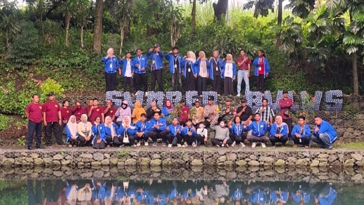 KKNT UN PGRI Kediri Tinggalkan Dampak Nyata di Tosaren, Dorong UMKM Digital dan Pendidikan Anak