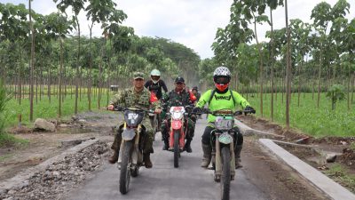 Dansatgas TMMD ke-127 Turun Gunung, Pastikan Pembangunan Desa Gadungan Tepat Sasaran dan Berkualitas