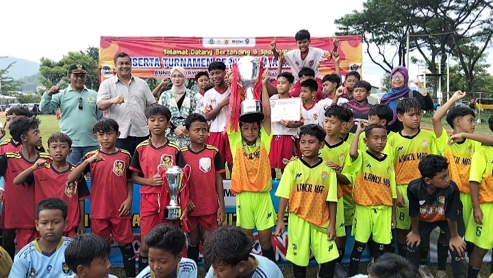 Pembinaan Usia Dini Menggema! Turnamen Sepak Bola U-12 di Mojoroto Jadi Alarm Kualitas Klub Lokal Kediri