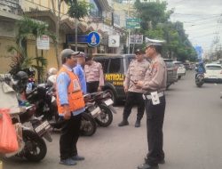 Unit Lantas Polsek Kediri Kota Intensifkan Harkamtibmas di Kawasan Jalan Dhoho