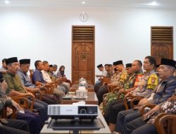 Ponpes Wali Barokah Kediri Siapkan 750 Paket Sembako Bagi Dhuafa di Dua Kelurahan, Agar Tepat Sasaran Validasi Data Penerima Diperketat