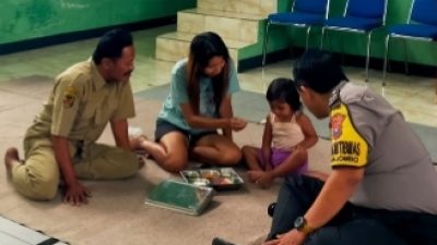 Tiga Pilar Kaliombo Solid! Inovasi Makan Bersama MBG B3 Tekan Balita Susah Makan