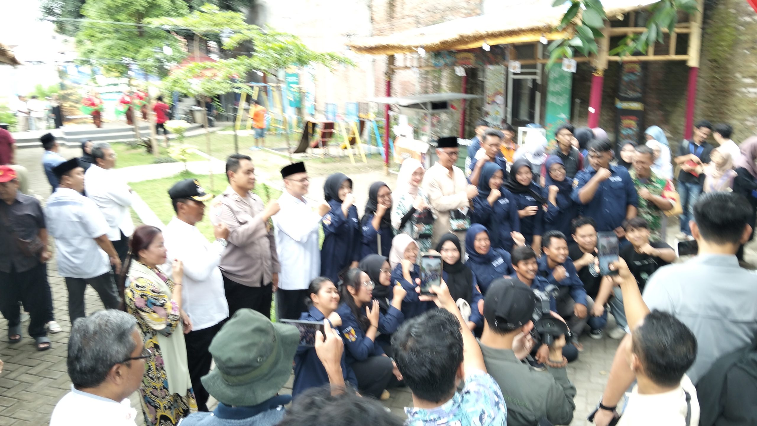 Bus Satria Mengaspal, Kafe Jadi Ruang Baca: Literasi Kediri Naik Kelas, Target Terlampaui!