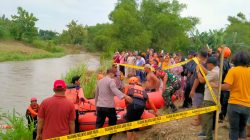 Memancing di Sungai Lamong, Bocah 10 Tahun Sambeng Dilaporkan Hanyut, Tim Gabungan Lakukan Pencarian