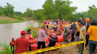 Memancing di Sungai Lamong, Bocah 10 Tahun Sambeng Dilaporkan Hanyut, Tim Gabungan Lakukan Pencarian