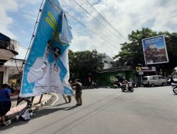 Tiba-Tiba, Baliho Bergambar Wali Kota Kediri Tumbang, Kabel Telepon Terputus