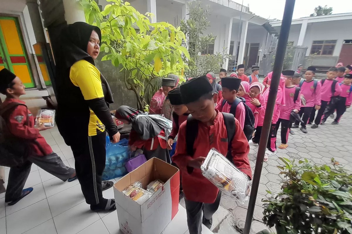 Dana MBG Belum Dicairkan, Operasional SPPG Desa Janti Dihentikan Sementara