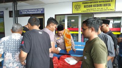 Satlantas Polres Kediri Kota Gelar Jumat Berkah di Masjid Sabilal Muhtadin
