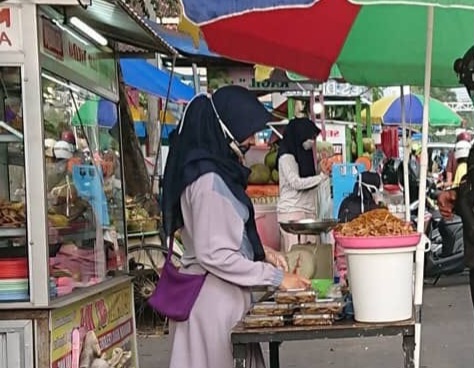 Berburu Takjil, Sore Hari di Kota Kediri Berubah Jadi Pasar Dadakan
