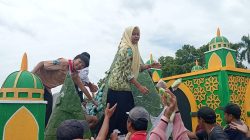 Alun-alun Jombang Dipadati Warga, Grebeg Apem 2026 Pererat Silaturahmi Jelang Ramadan